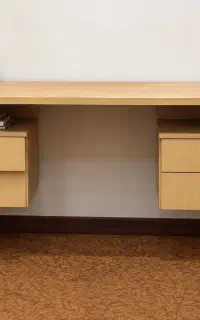 میز و معاوضه میکنم