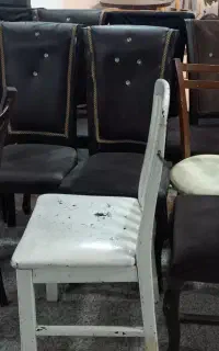 صندلی فقط 600 تومن