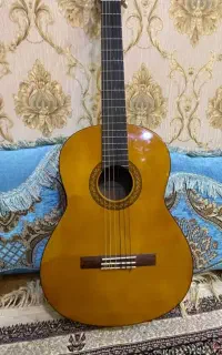 گیتار یاماهاC40