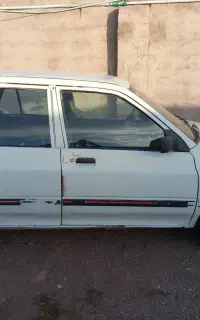 ماشین هاچپک مدل 75 دور رنگ موتور سالم شاسی سالم