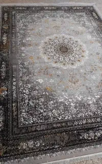 دور طلایی / نخ پنبه ای / فرش با ارزش d