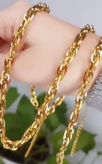 کلی زیورآلات شیک و باکیفیت