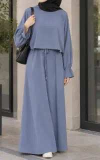 یه تعداد مانتو برند ته انباری نصف قیمت