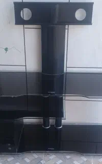میز تلویزیون مفت شیشه