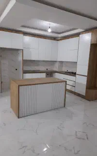 طراحی وساخت واجرای کابینت وکمد دیواری