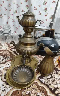 سماور ذغالی۳ لیتری و دیس مسی قدیمی