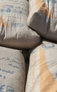 سیمان فله بسته بندی در گونی آماده بارگیری وباسکول