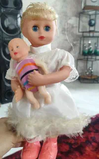 عروسک موزیکال
