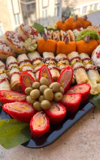 میزبان فینگر/تهیه و سرو فینگر گرم و سرد/بار مزه