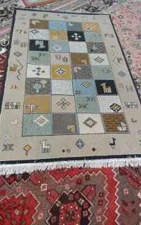 فرش چهار متری
