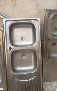 سینک رو کار و هواکش صنعتی