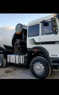 راننده کمپرسی و میکسر هستم