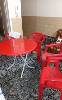 میز پلاستیکی ۴ نفره