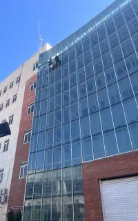 شرکت کار در ارتفاع باطناب شستشو پیچ،رولپلاک