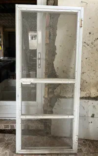 درب طوری با کلاف