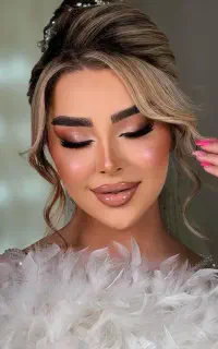 خدمات تخصصی میکاپ و شنیون برج هزارویکشب