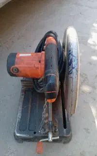 پروفیل بر AEG