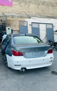بی ام و ۵۲۵
