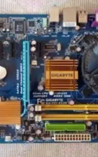 مادربورد giga 775-DDR2