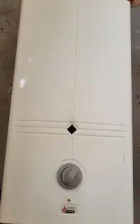 تعمیر آبگرمکن دیواری و تعمیر پکیج ،بخاری...