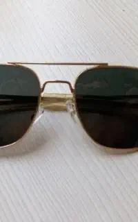 عینک آفتابی ساخت آمریکا
