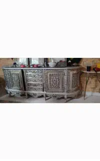 یک عدد آینه کنسول با قدمت 8حداقل 80ساله