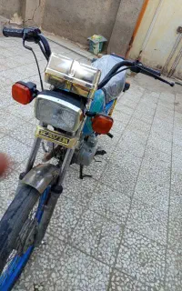 موتور ۱۵۰ استارتی مدل ۸۶ تمیز