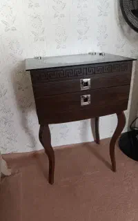 میز قاشق وچنگال