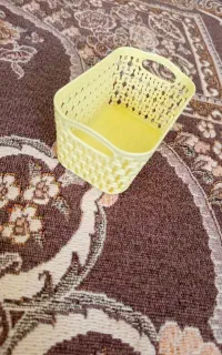 سبد جای اشیاء و گلدان
