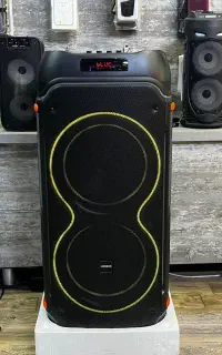 اسپیکر پارتی باکس