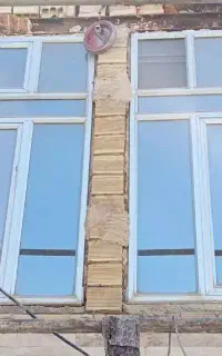 دو عدد پنجره آلومینیومی کاملا سالم و تمیز