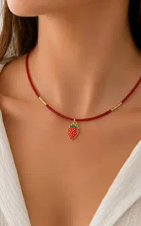 گردنبند توت فرنگی