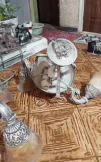 دوعددلوستر‌سه‌شاخه‌یکی‌نیاز‌به‌تعمیر