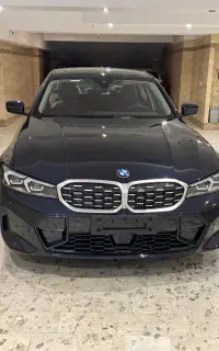 BMW 325 i 2025