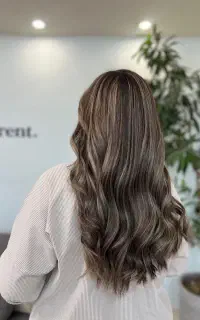 دعوت به مدل مو ـ بالیاژ،آمبره و لایت حرفه ای ..