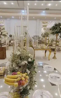 تالار/عروسی/غذا و خدمات/هر۱۰۰ نفر۵۳ میلیون تومان