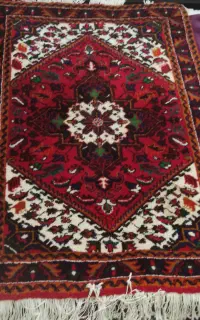 فرش یک در یکونیم متر دستباف