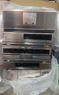 ست دنون باند اکایی