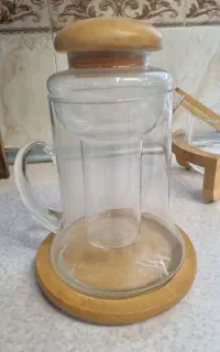 پارچ با مخزن یخ جدا و زیر و درب چوب روس اصل