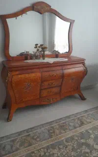 آینه وکنسول