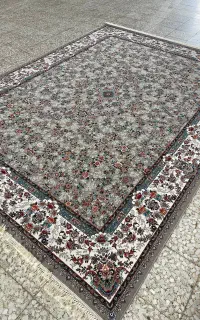 تعویض فرش نو با کهنه..