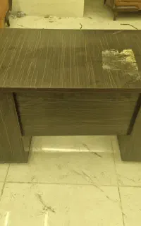 میز کار سه کشوی