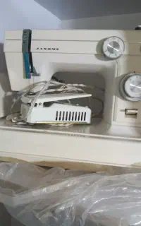 چرخ خیاطی ژانومه۸۰۸