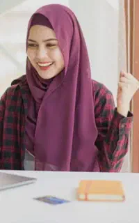 استخدام منشی خانم