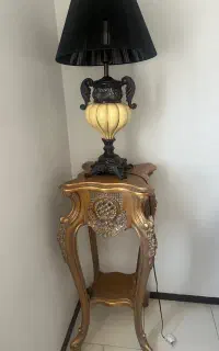 پایه اباژور و اباژور و میز کناره