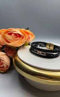 دستبند چرم کادویی