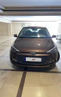 هیوندای i20