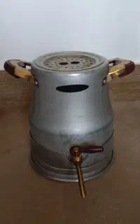 کتری رو گازی پایه دار