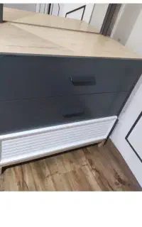 کنسول آینه دار با سه کشو‌عمق دار برند آپادانا