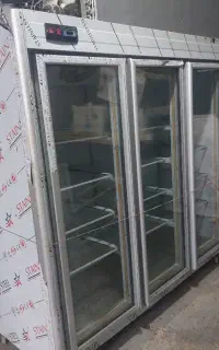 یخچال  سه درب فروشگاهی و سوپر مارکتی